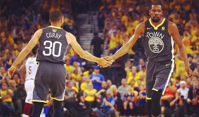 映了现代跑 映了现代跑